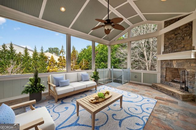 1010 Overlook Cove, Greensboro, GA 30642