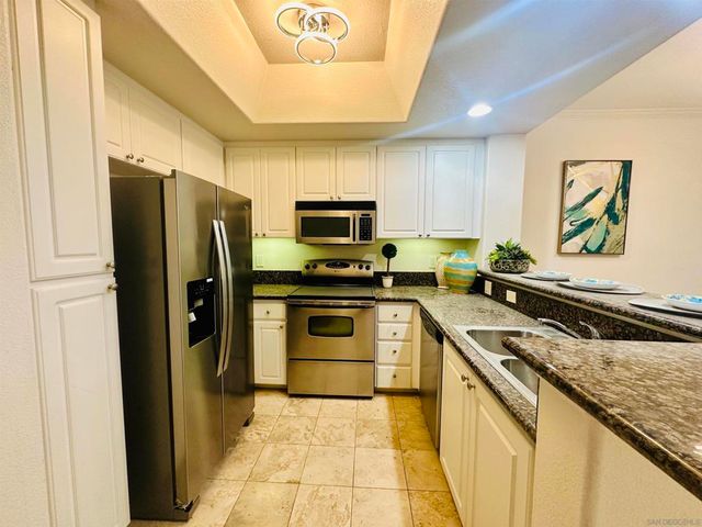 9263 Regents Rd B204, La Jolla, CA 92037