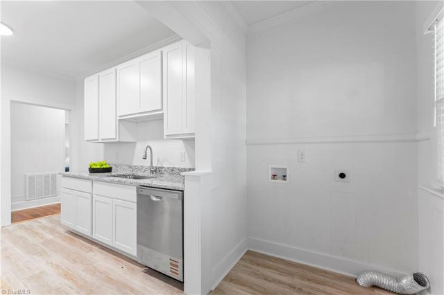 1112 W Webb Avenue, Burlington, NC 27217