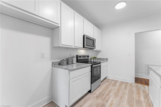 1112 W Webb Avenue, Burlington, NC 27217