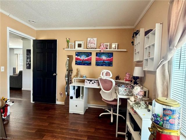 1001 Byrds Curve Road, Elkin, NC 28621