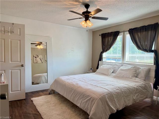 1001 Byrds Curve Road, Elkin, NC 28621