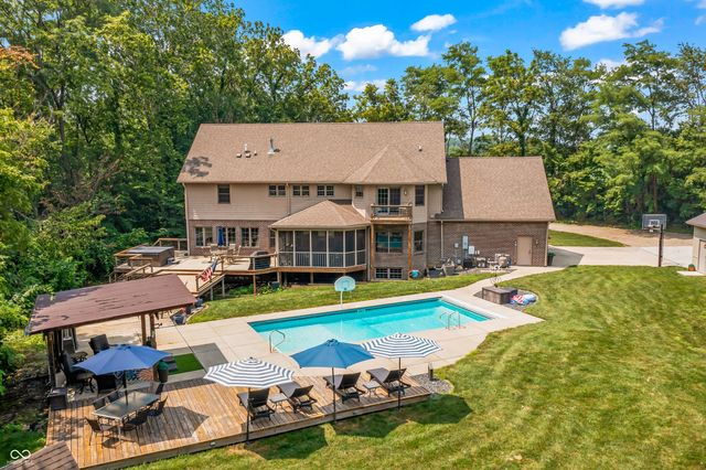 1291 N Blue Spruce Court, Greenfield, IN 46140