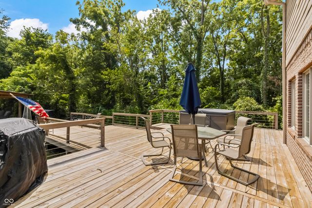 1291 N Blue Spruce Court, Greenfield, IN 46140