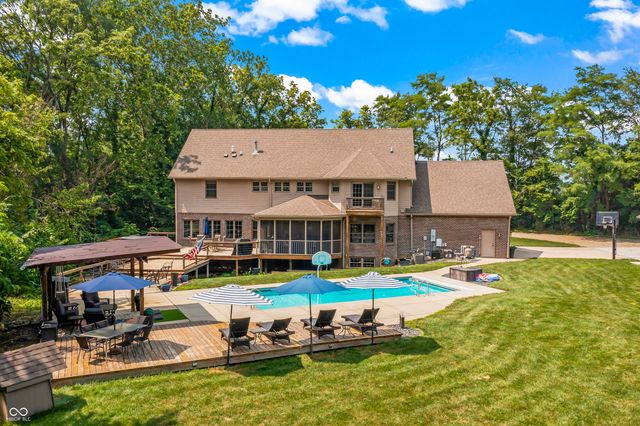 1291 N Blue Spruce Court, Greenfield, IN 46140