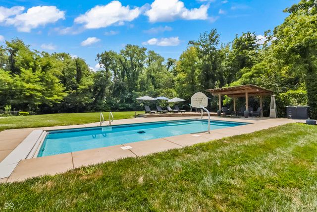 1291 N Blue Spruce Court, Greenfield, IN 46140