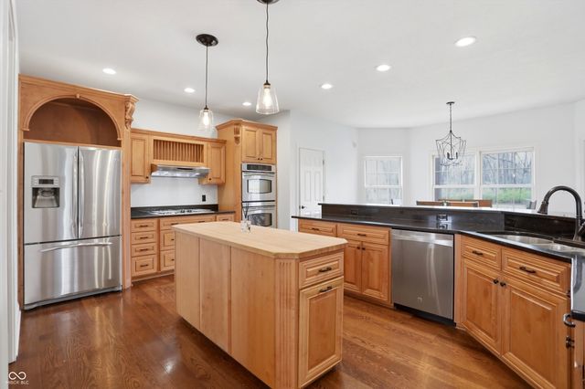 1291 N Blue Spruce Court, Greenfield, IN 46140