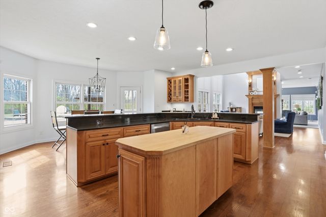 1291 N Blue Spruce Court, Greenfield, IN 46140