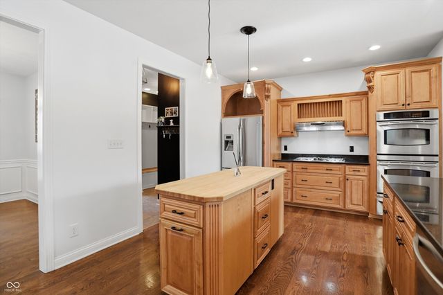 1291 N Blue Spruce Court, Greenfield, IN 46140