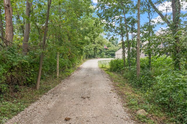 1291 N Blue Spruce Court, Greenfield, IN 46140