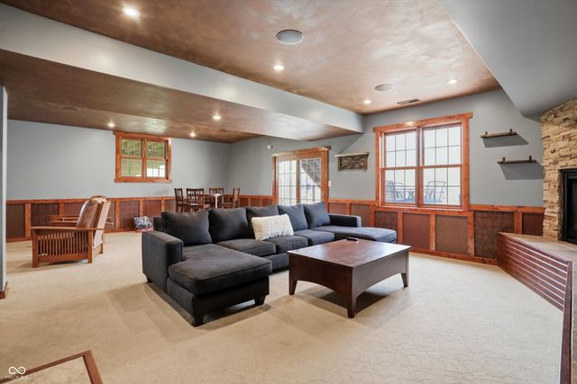 1291 N Blue Spruce Court, Greenfield, IN 46140