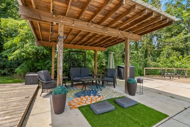 1291 N Blue Spruce Court, Greenfield, IN 46140