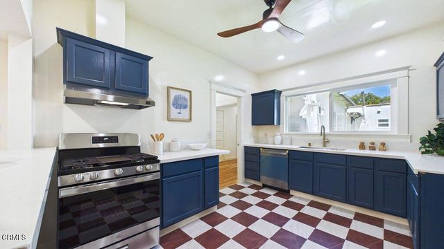 1232 N El Centro Avenue, Los Angeles, CA 90038