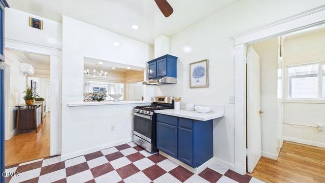 1232 N El Centro Avenue, Los Angeles, CA 90038