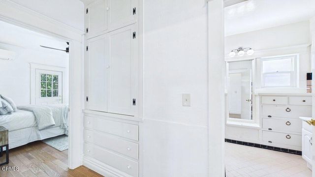 1232 N El Centro Avenue, Los Angeles, CA 90038