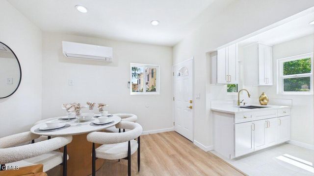 1232 N El Centro Avenue, Los Angeles, CA 90038
