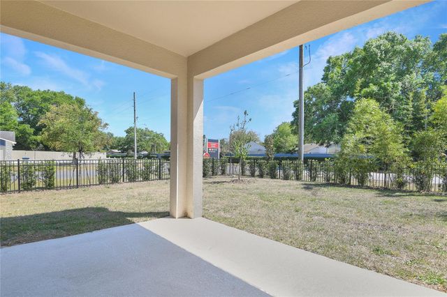 160 FLAG LILLY LANE, Umatilla, FL 32784
