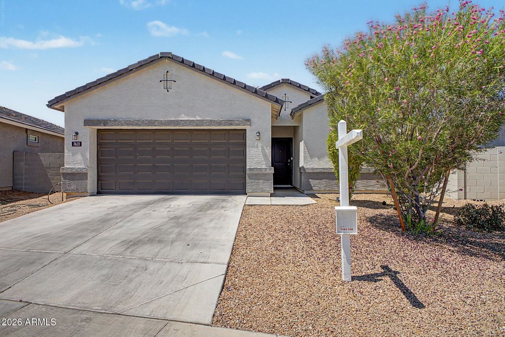 7631 W MIAMI Street, Phoenix, AZ 85043 — exterior