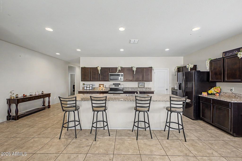 7631 W MIAMI Street, Phoenix, AZ 85043 — photo 2