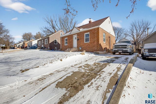 536 S Glendale Ave Avenue, Sioux Falls, SD 57104