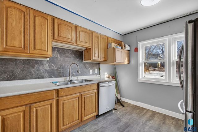 536 S Glendale Ave Avenue, Sioux Falls, SD 57104