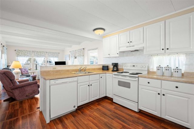 5347 BETTY STREET, Zephyrhills, FL 33542