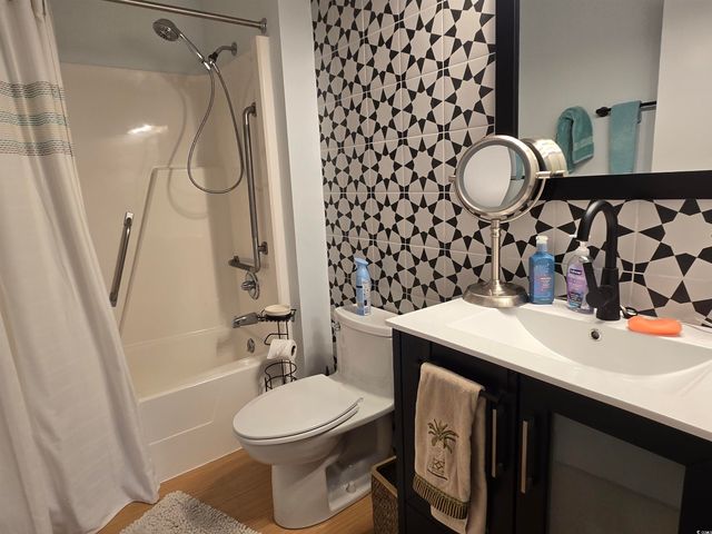 5001 Little River Rd Apt E108, Myrtle Beach, SC 29577