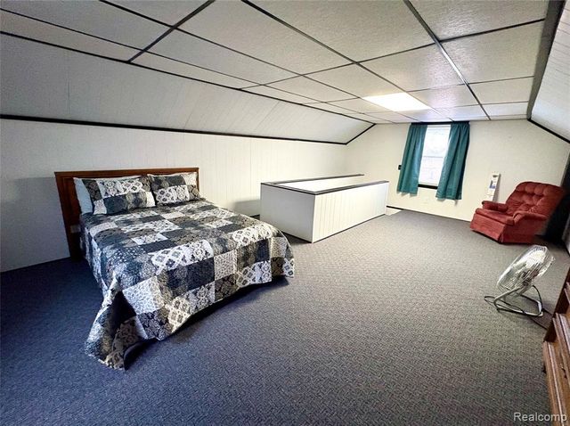 1618 Detroit Avenue, Lincoln Park, MI 48146