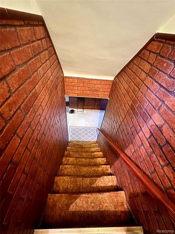 1618 Detroit Avenue, Lincoln Park, MI 48146