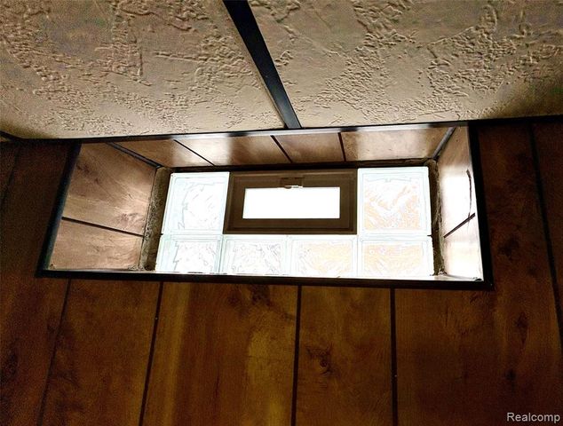 1618 Detroit Avenue, Lincoln Park, MI 48146