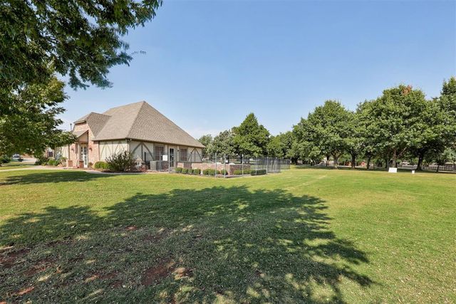 17312 Parkgrove Drive, Edmond, OK 73012