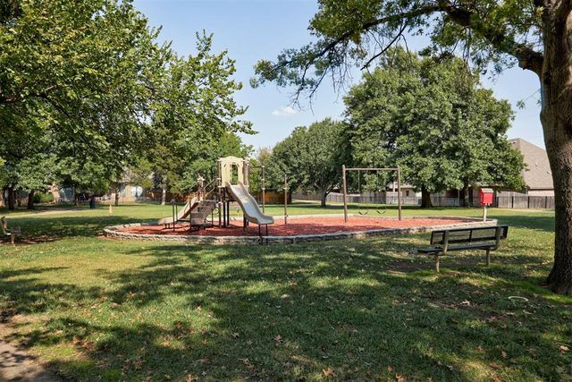 17312 Parkgrove Drive, Edmond, OK 73012