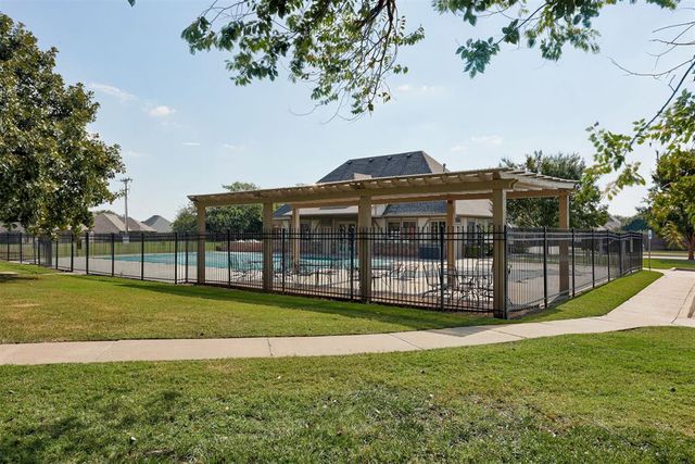 17312 Parkgrove Drive, Edmond, OK 73012