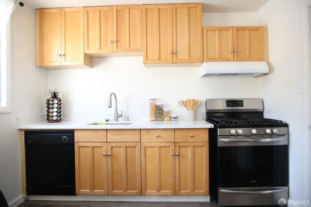 654 Ash Avenue, South San Francisco, CA 94080