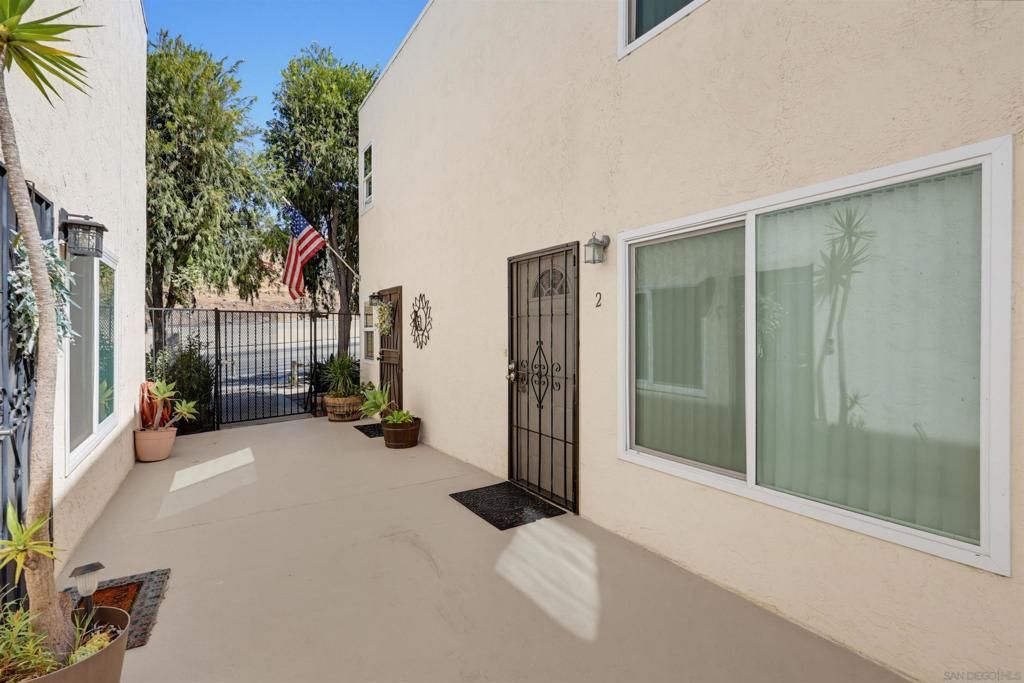 5725 Linda Vista Road 2, San Diego, CA 92110 — exterior