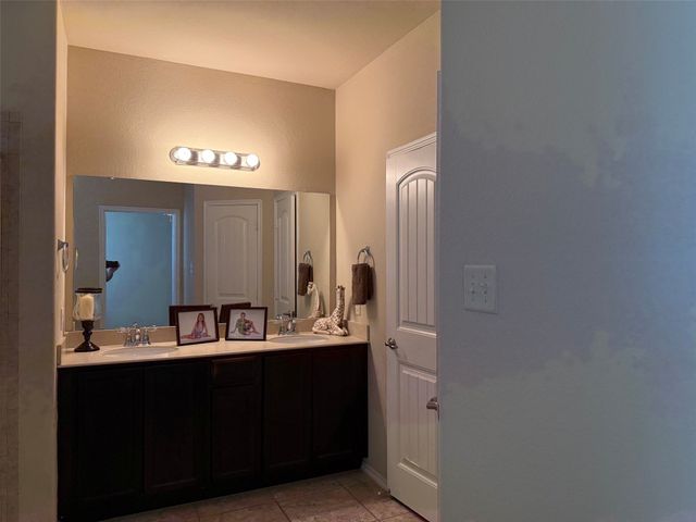 313 Cherry Spring Drive, Mckinney, TX 75072