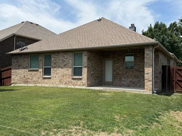 313 Cherry Spring Drive, Mckinney, TX 75072