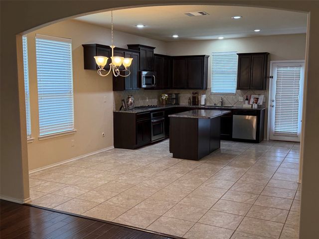 313 Cherry Spring Drive, Mckinney, TX 75072