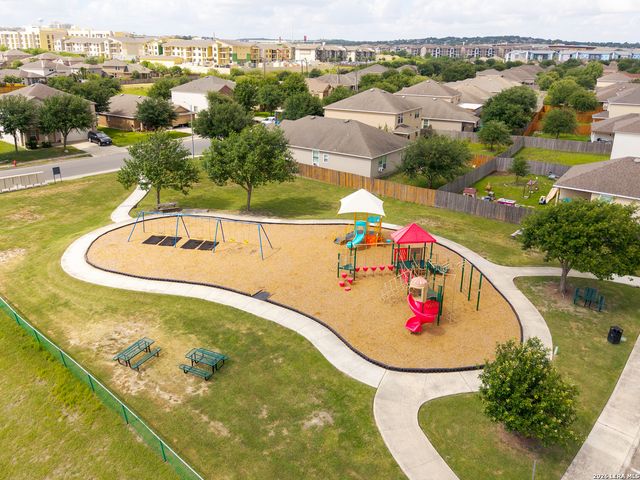 7402 Derby Vis, Selma, TX 78154