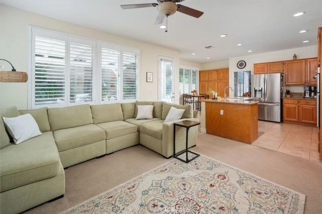 27500 Berkshire Hills, Valencia, CA 91354