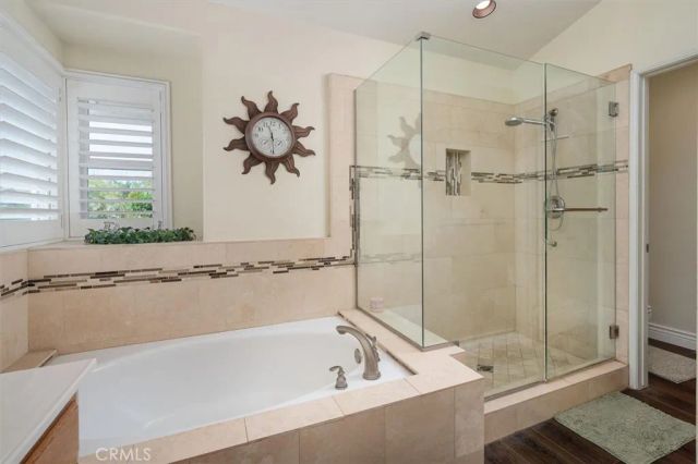 27500 Berkshire Hills, Valencia, CA 91354
