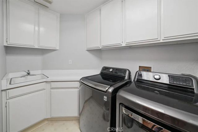 27500 Berkshire Hills, Valencia, CA 91354