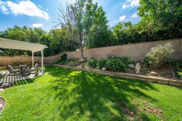 27500 Berkshire Hills, Valencia, CA 91354