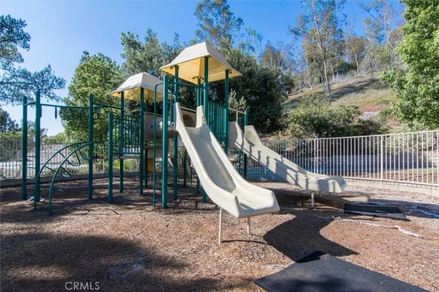 27500 Berkshire Hills, Valencia, CA 91354