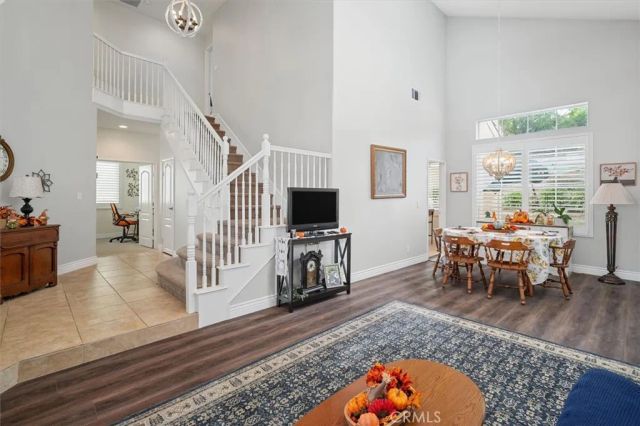 27500 Berkshire Hills, Valencia, CA 91354