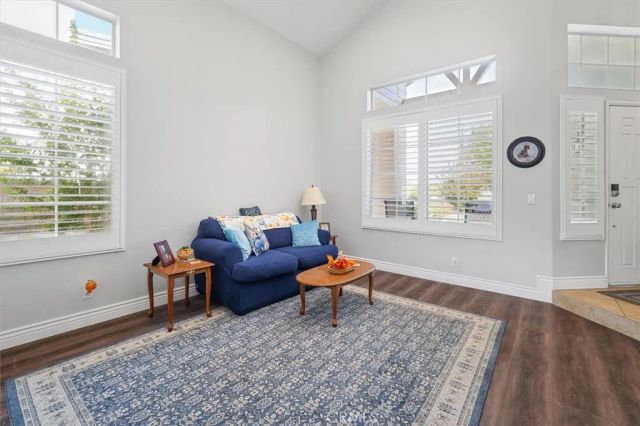 27500 Berkshire Hills, Valencia, CA 91354