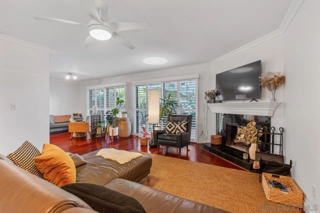 6960 Caminito Curva, San Diego, CA 92119