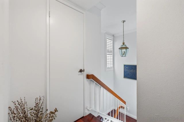 6960 Caminito Curva, San Diego, CA 92119