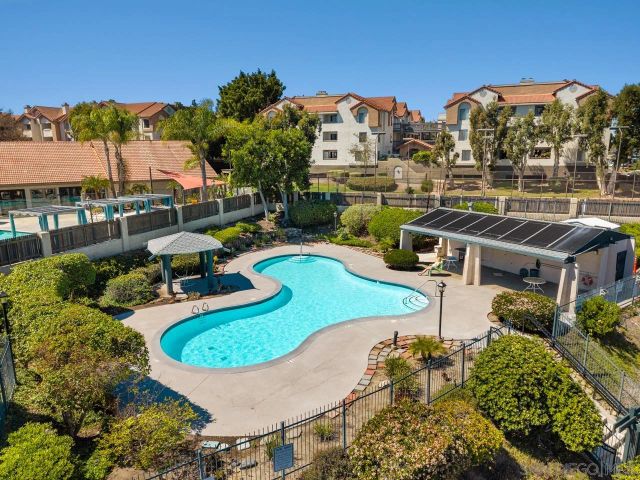 6960 Caminito Curva, San Diego, CA 92119