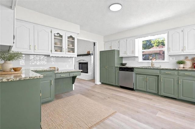 11609 E 60th Terrace, Raytown, MO 64133